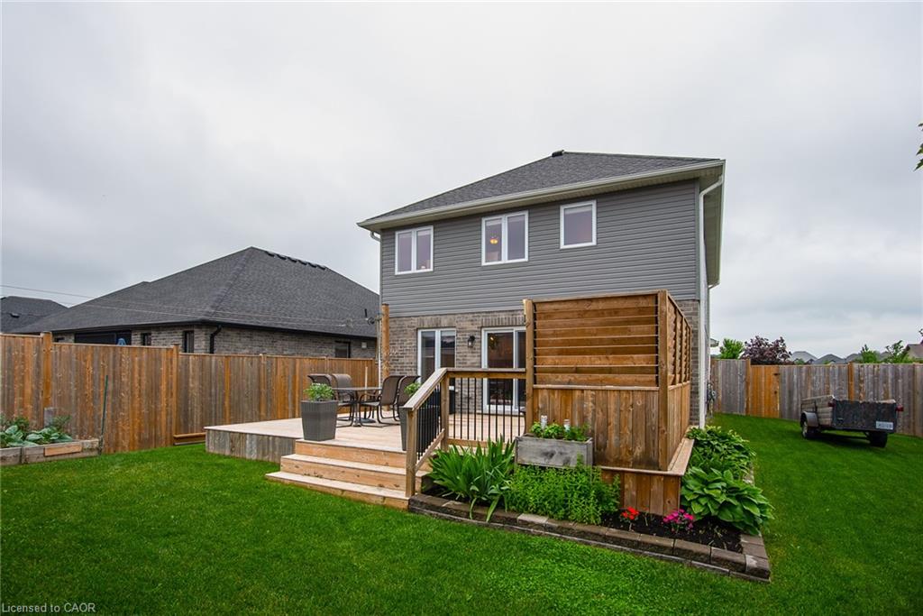 102 Forbes Crescent Property Photo 6