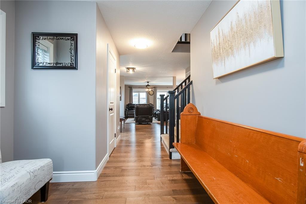 102 Forbes Crescent Property Photo 12