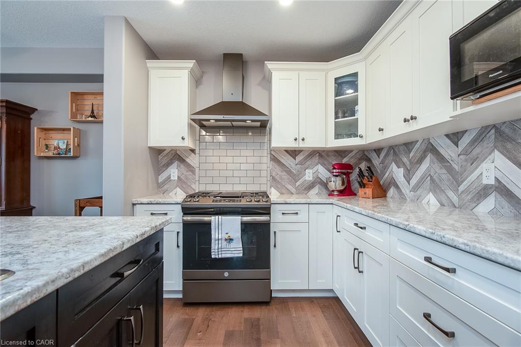 102 Forbes Crescent Property Photo 19