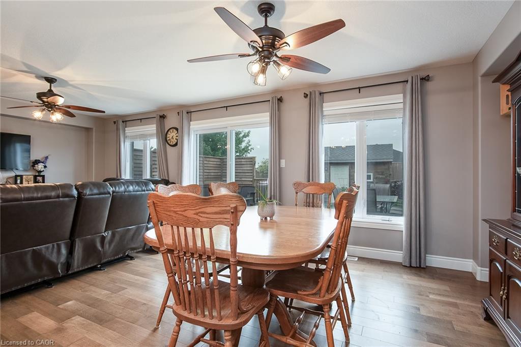 102 Forbes Crescent Property Photo 23