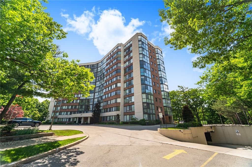 606-1240 Marlborough Court Property Photo 1