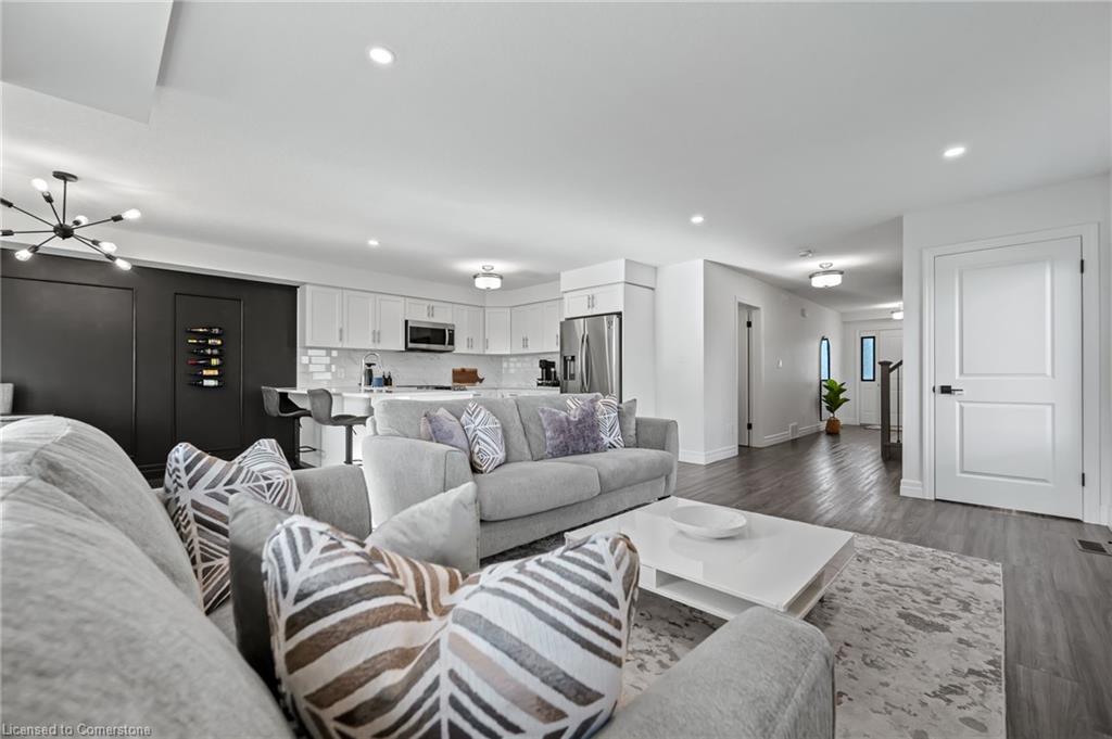 79 Crab Apple Court Property Photo 18