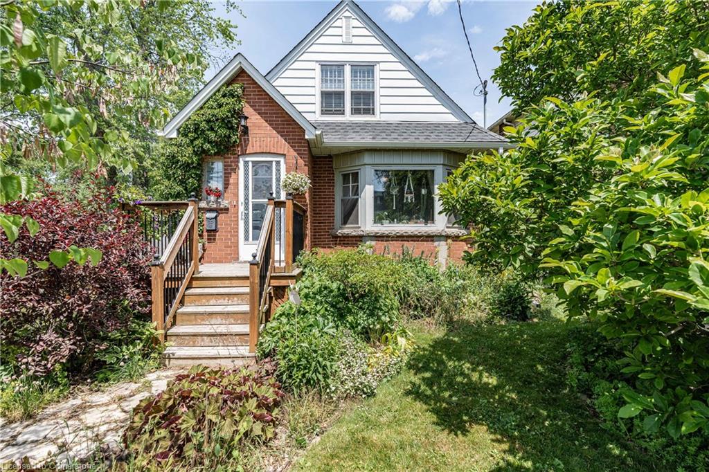 48 Franklin Avenue Property Photo 2