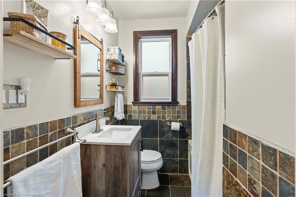 48 Franklin Avenue Property Photo 13