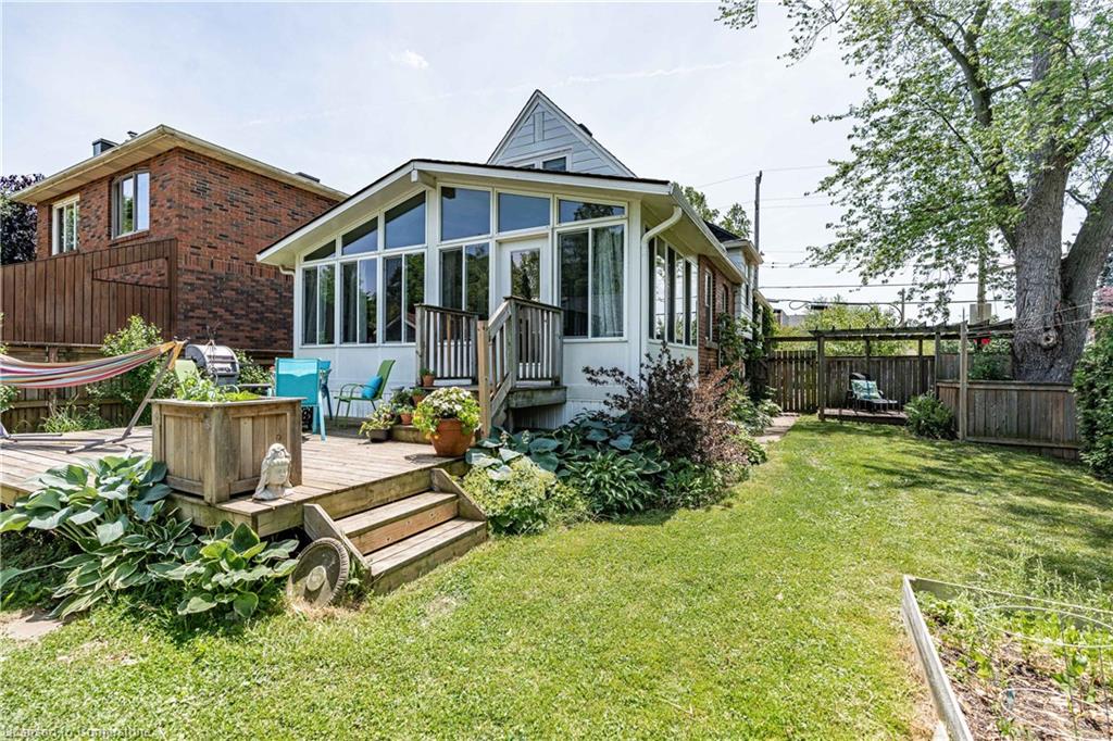 48 Franklin Avenue Property Photo 38