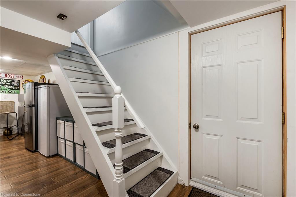 75 Mcelroy Road E Property Photo 26