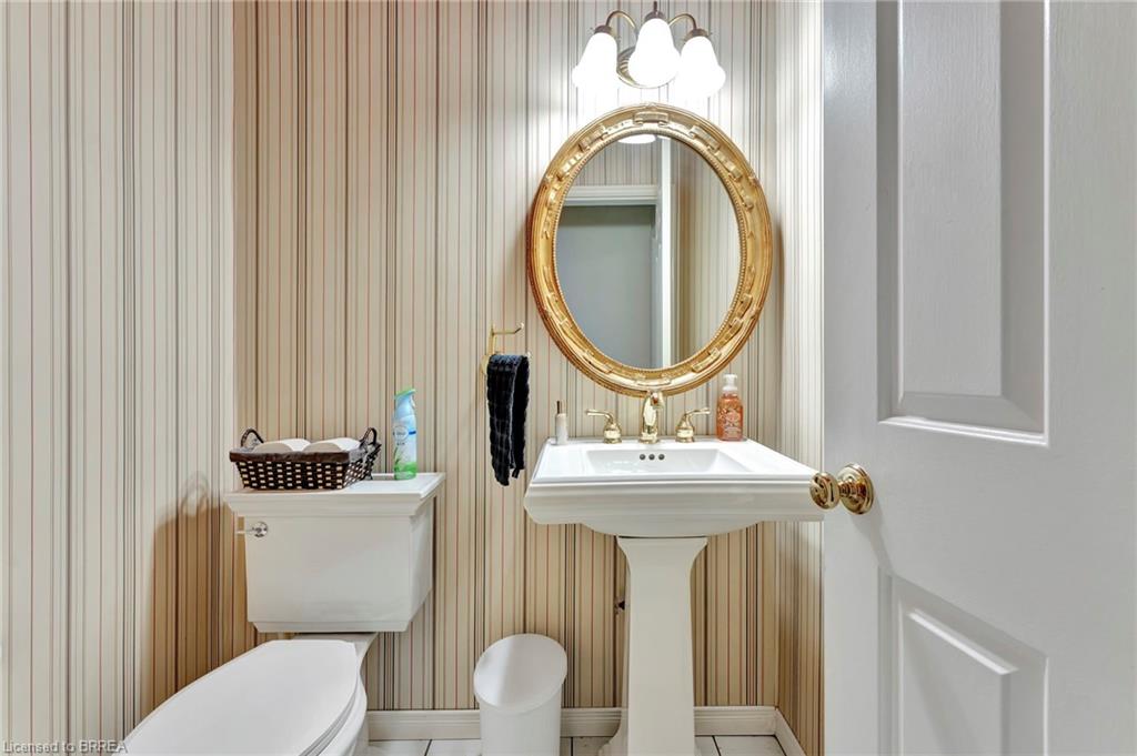 23 Scarfe Gardens Property Photo 12