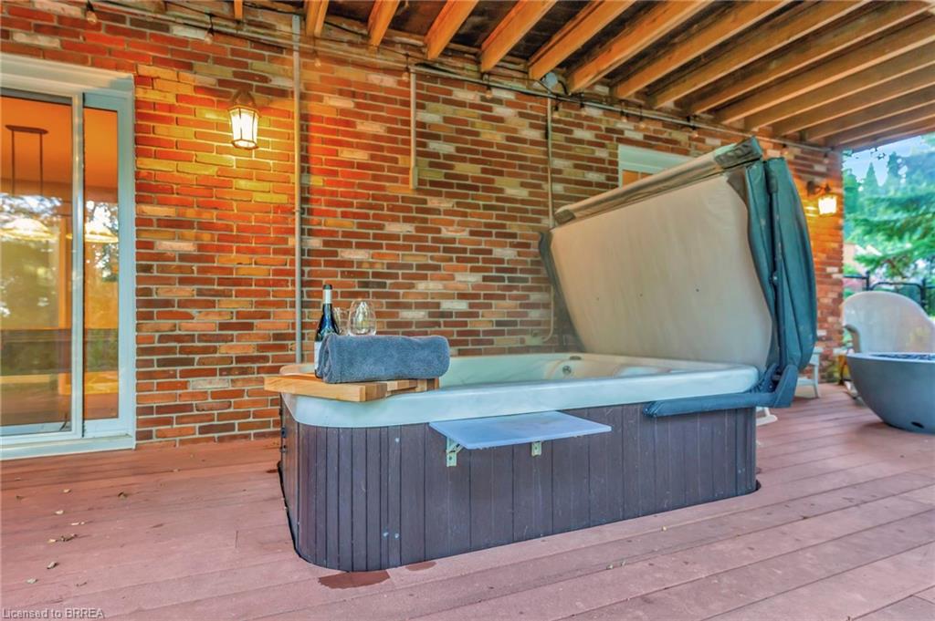 23 Scarfe Gardens Property Photo 27