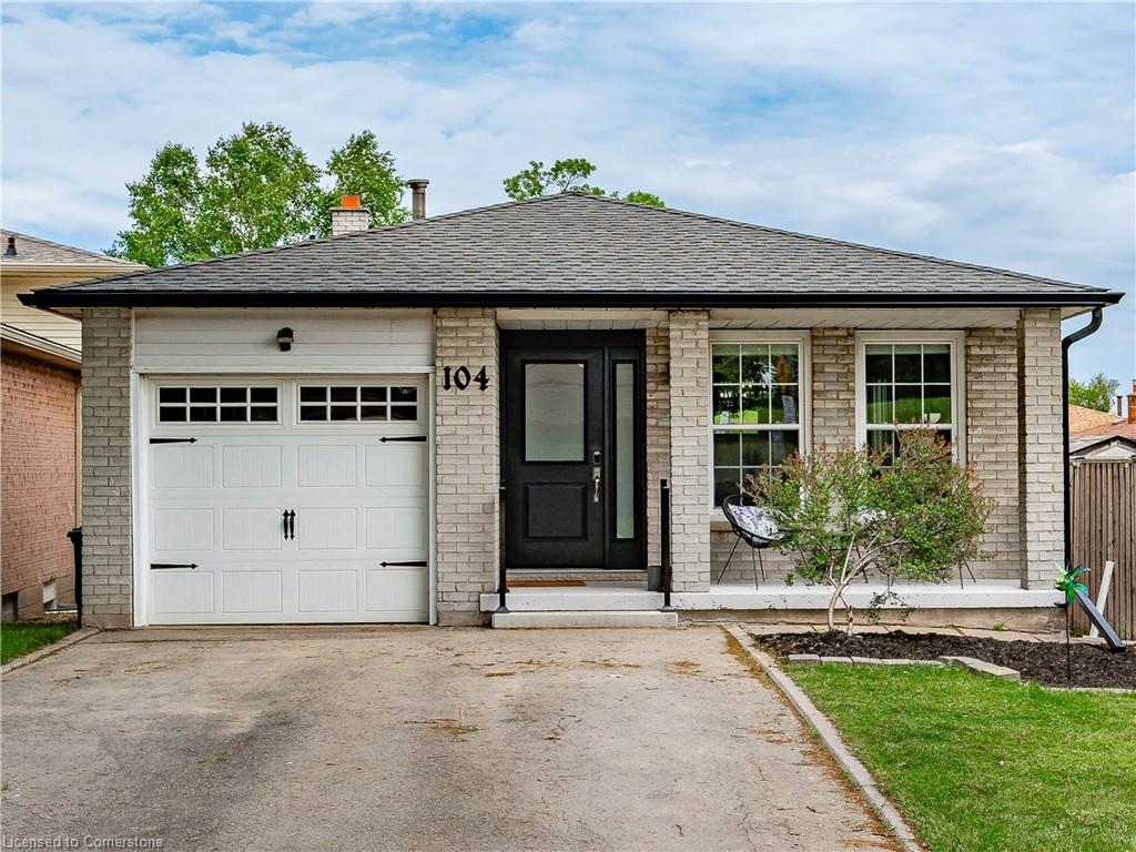 104 Golfwood Drive Property Photo 1