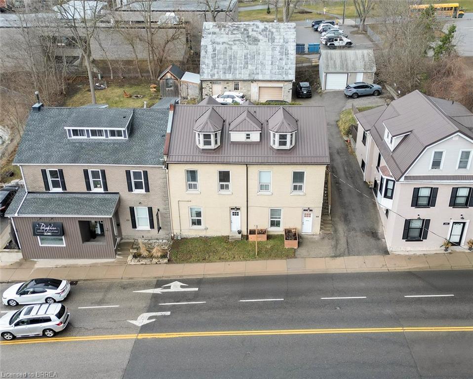 142 Grand River Street N Property Photo 2