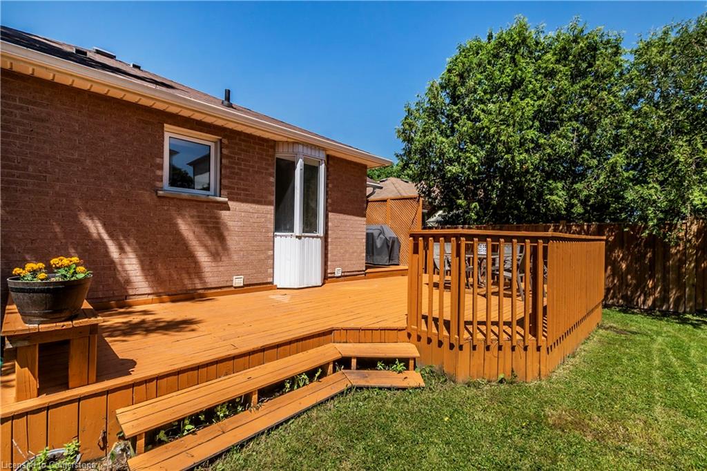 95 General Drive Property Photo 44