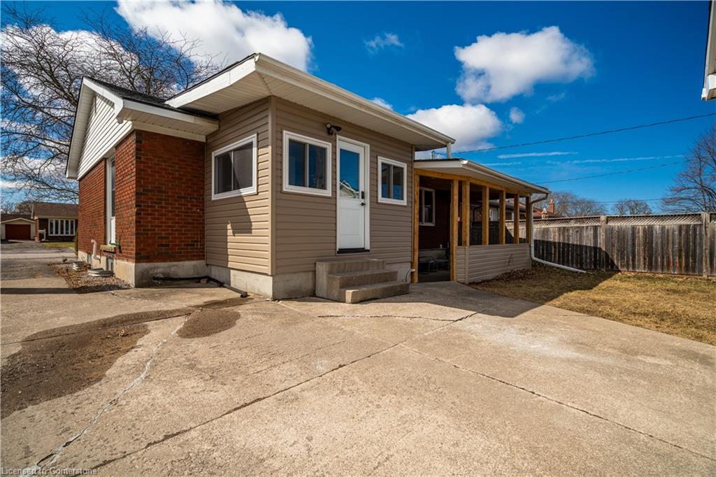 14 Milton Road Property Photo 40
