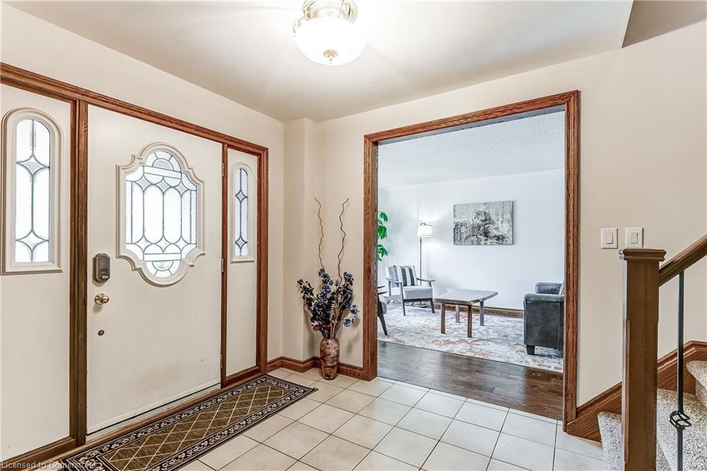 645 Dynes Road Property Photo 6