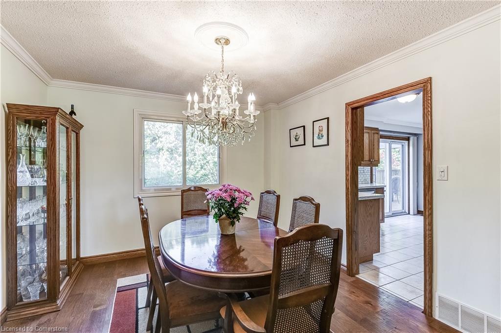 645 Dynes Road Property Photo 13