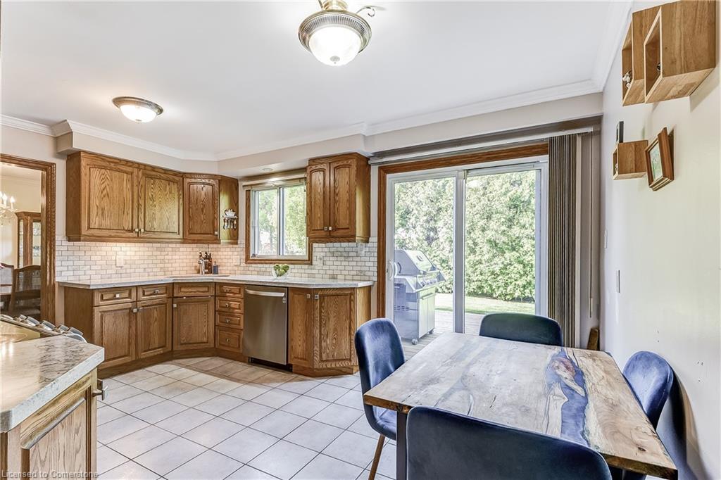645 Dynes Road Property Photo 14