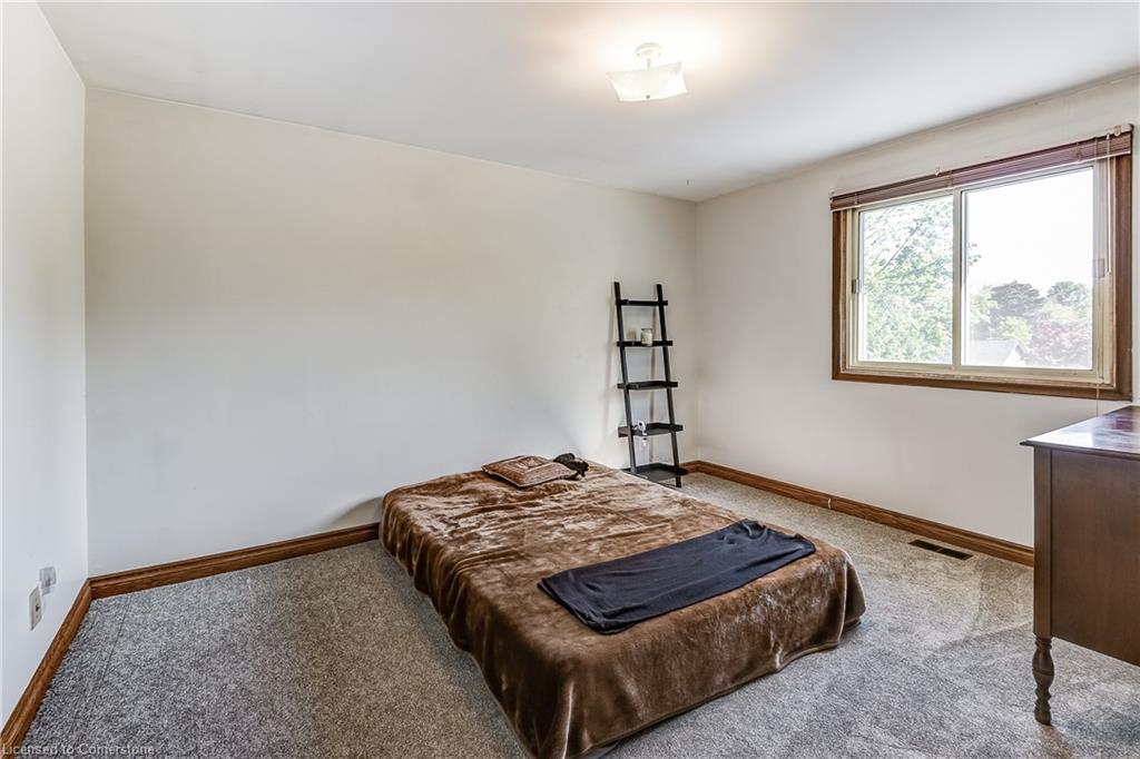 645 Dynes Road Property Photo 31