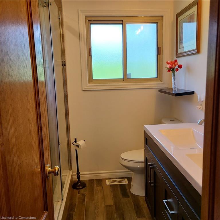 645 Dynes Road Property Photo 40