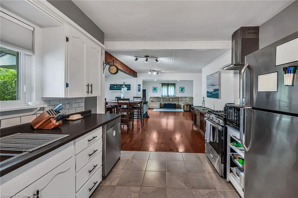 4 Clifford Street Property Photo 10
