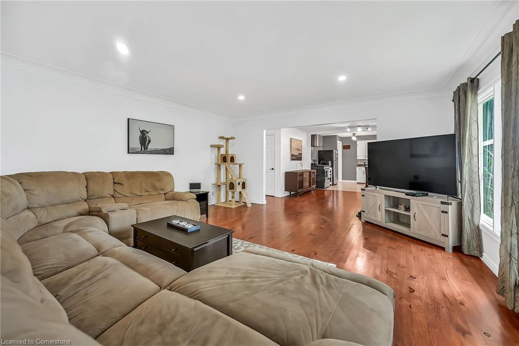 4 Clifford Street Property Photo 13