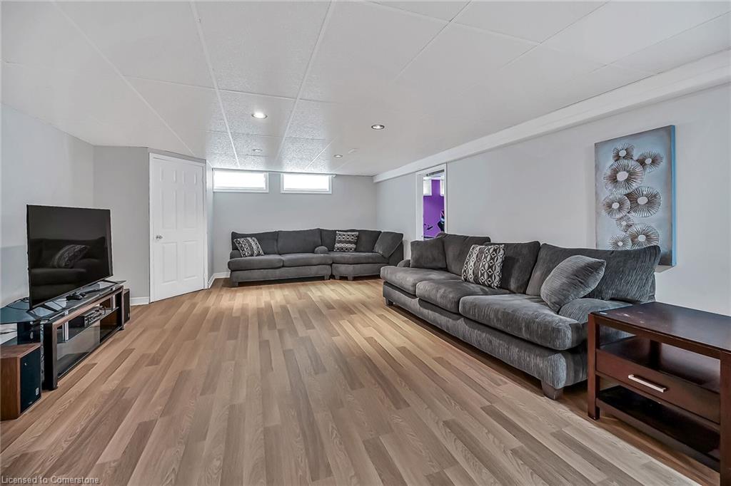 4 Clifford Street Property Photo 28
