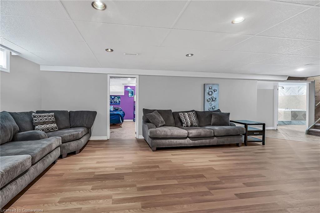 4 Clifford Street Property Photo 29