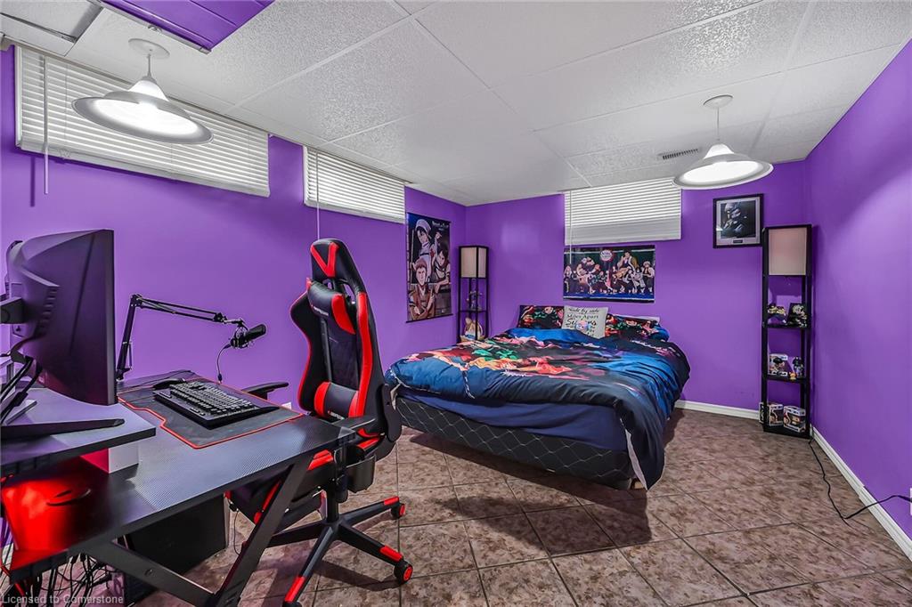 4 Clifford Street Property Photo 32