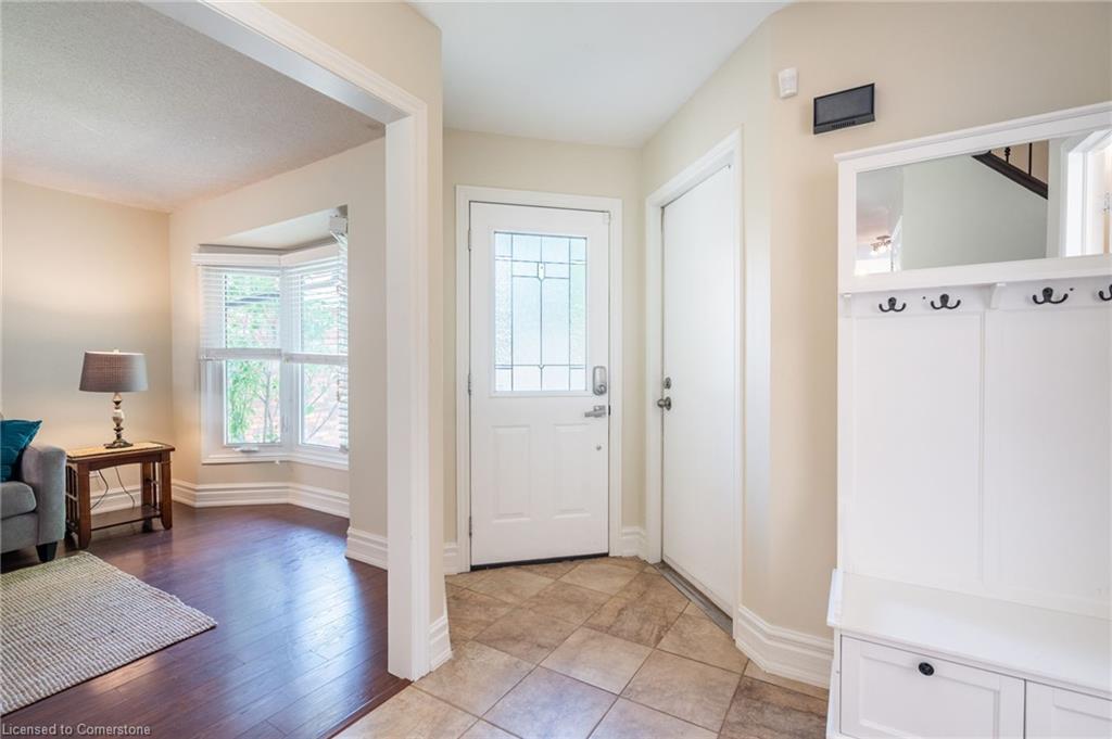 12 Bloomsbury Court Property Photo 4