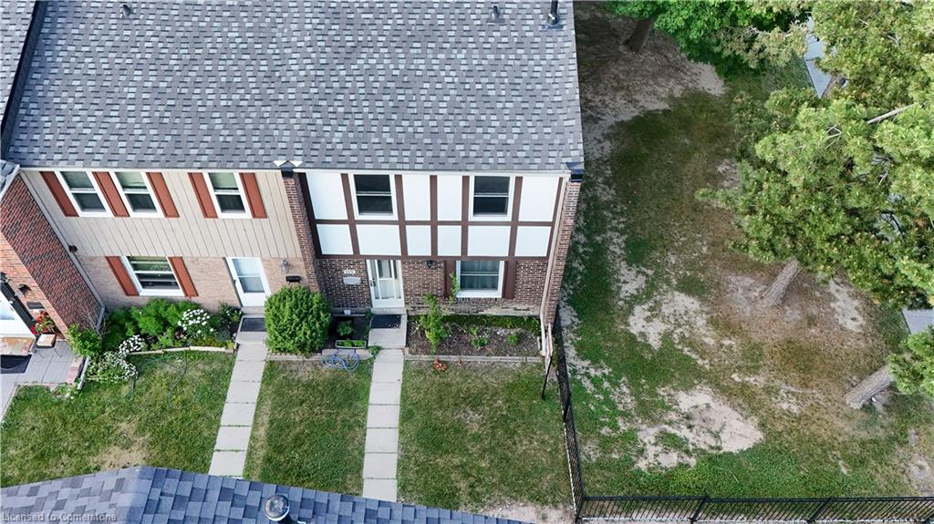 115-900 Centralpark Drive Property Photo 5