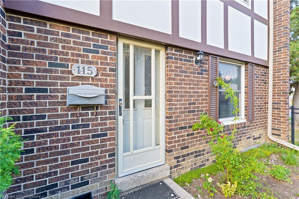115-900 Centralpark Drive Property Photo 18