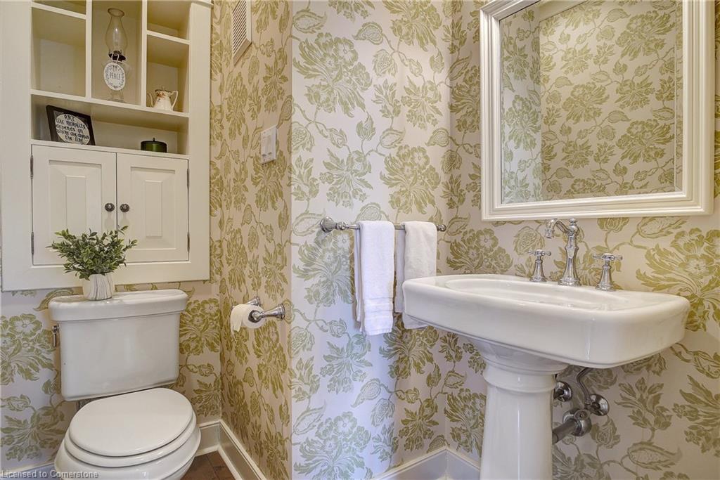 1298 West River Road Property Photo 15
