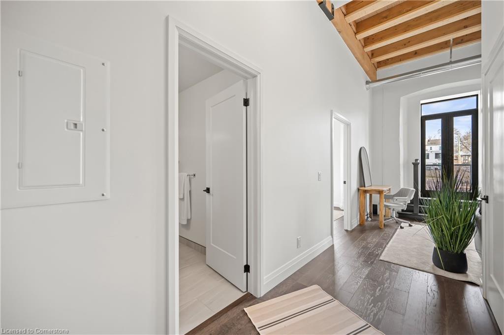 207-19 Guelph Avenue Property Photo 21