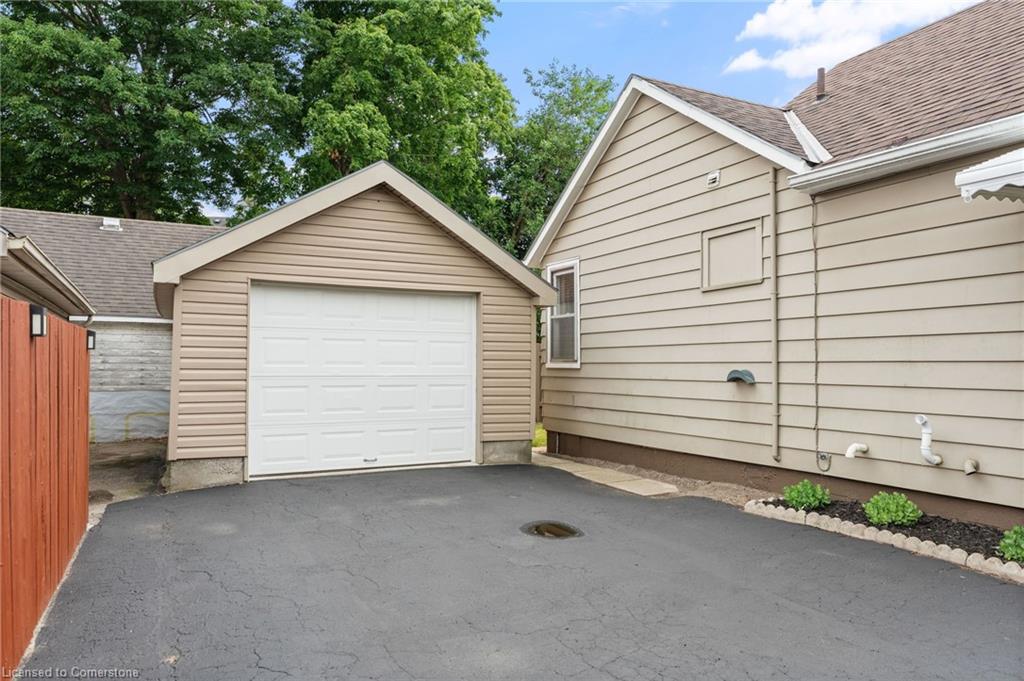 198 Maes Lane Property Photo 16