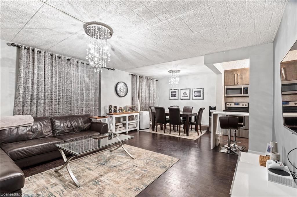 310-6 Walton Avenue Property Photo 1