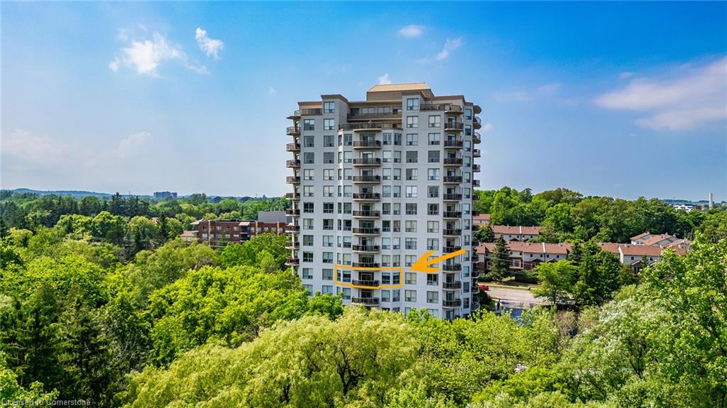 403-255 Keats Way Property Photo 17
