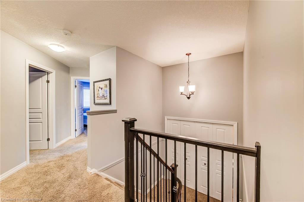 719 Frontenac Crescent Property Photo 19