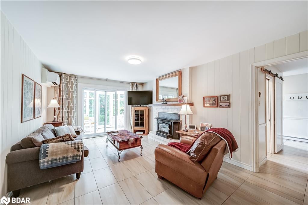 15809 Dufferin Street Property Photo 14