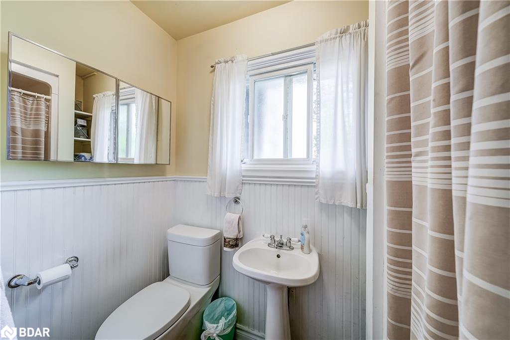 15809 Dufferin Street Property Photo 19