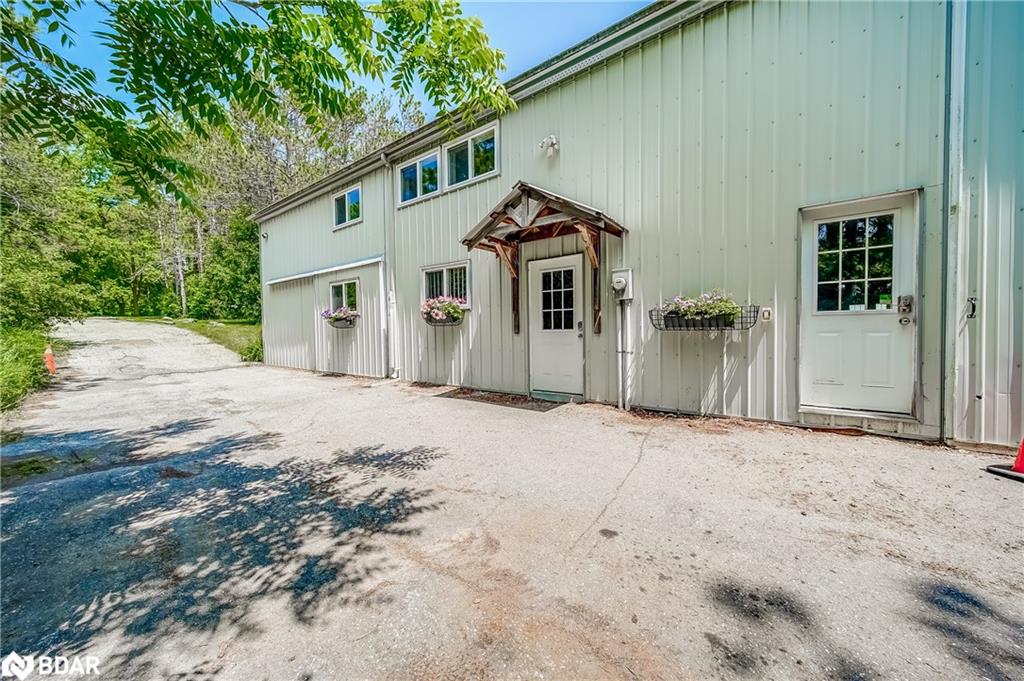 15809 Dufferin Street Property Photo 38