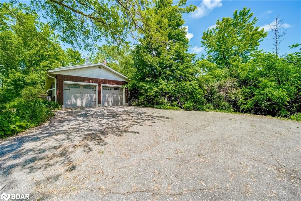 15809 Dufferin Street Property Photo 41