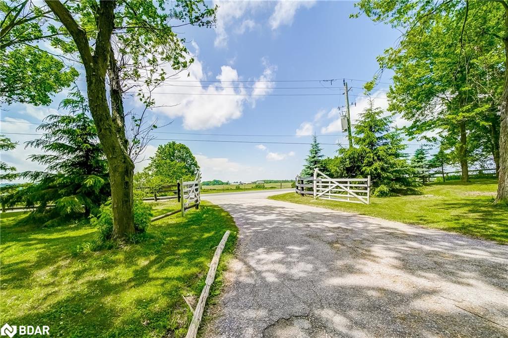 15809 Dufferin Street Property Photo 45