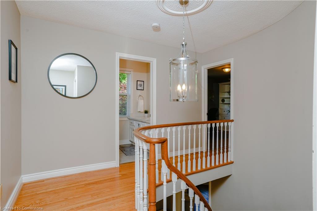 20 Thomas Reid Road Property Photo 16