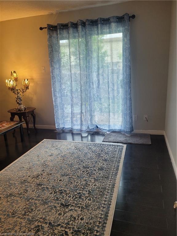 10-211 Veronica Drive Property Photo 17