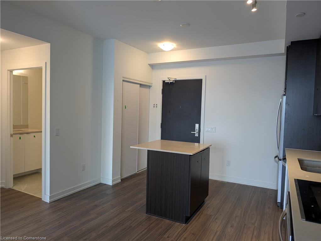 2106-55 Duke Street W Property Photo 13