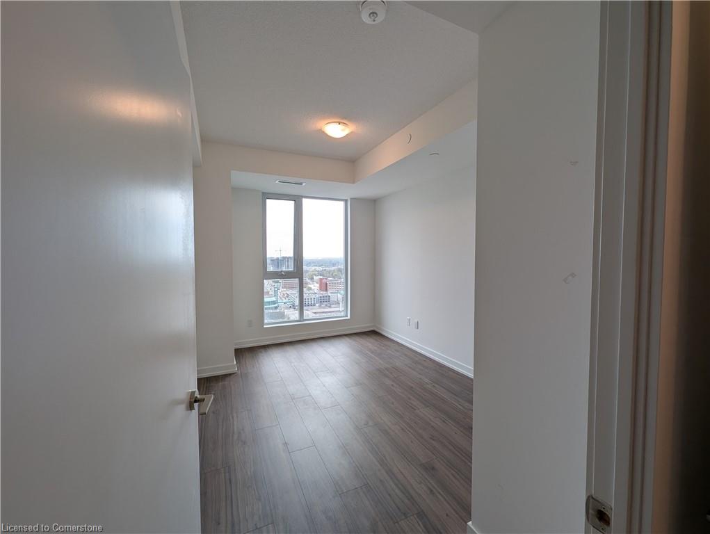 2106-55 Duke Street W Property Photo 22