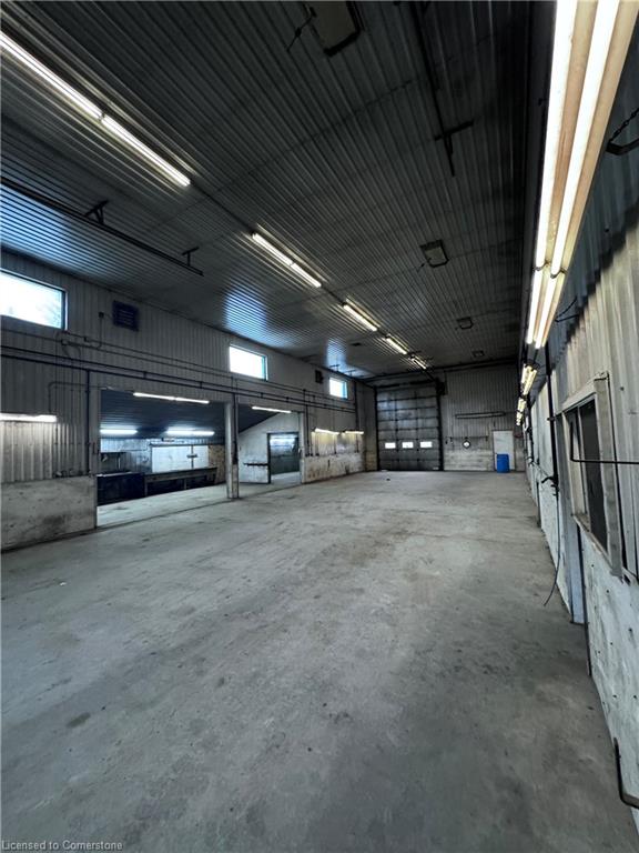 350 King Street Property Photo 5