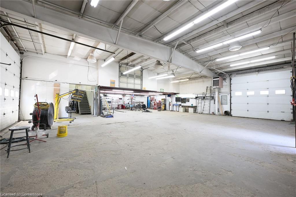 347 Hatt Street Property Photo 13