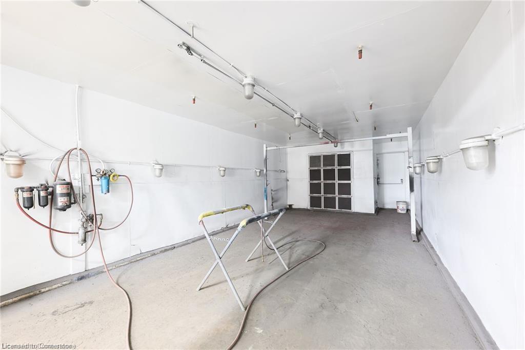 347 Hatt Street Property Photo 15