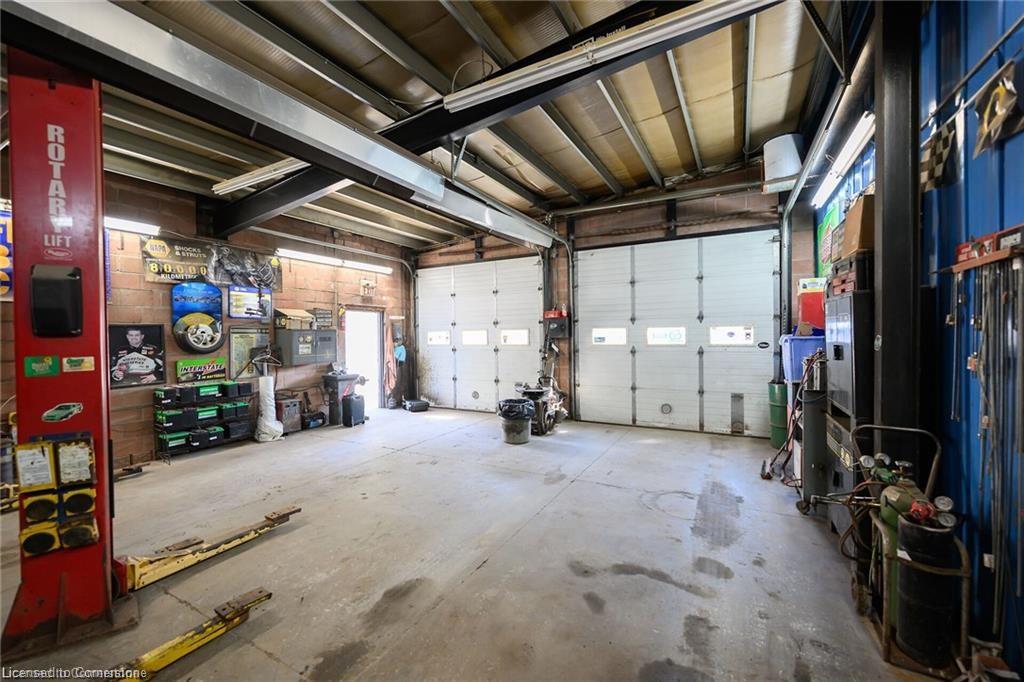 347 Hatt Street Property Photo 30