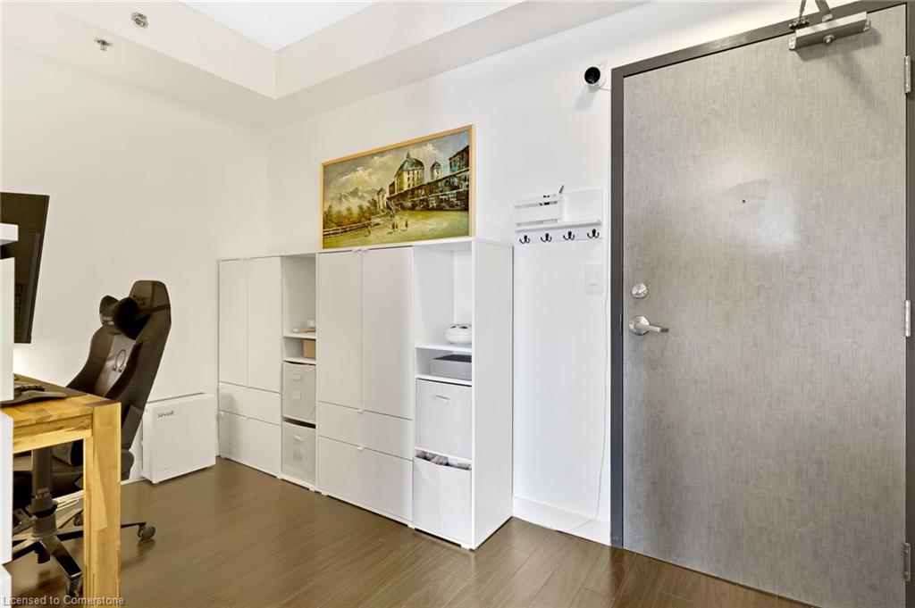 507-150 Water Street N Property Photo 21
