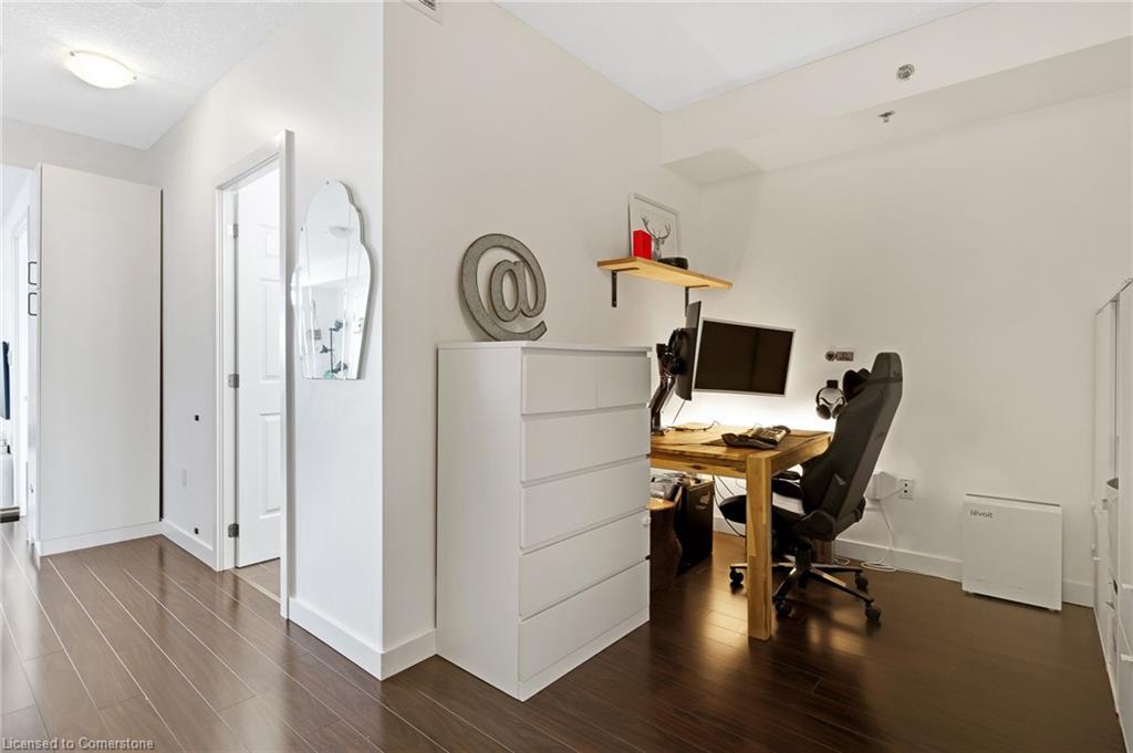 507-150 Water Street N Property Photo 22